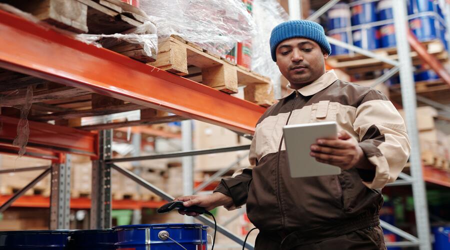 Make Your Warehouse Smart with IoT